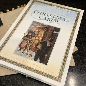Charles Dickens Christmas Carol beautifully illustrated book for gift giving